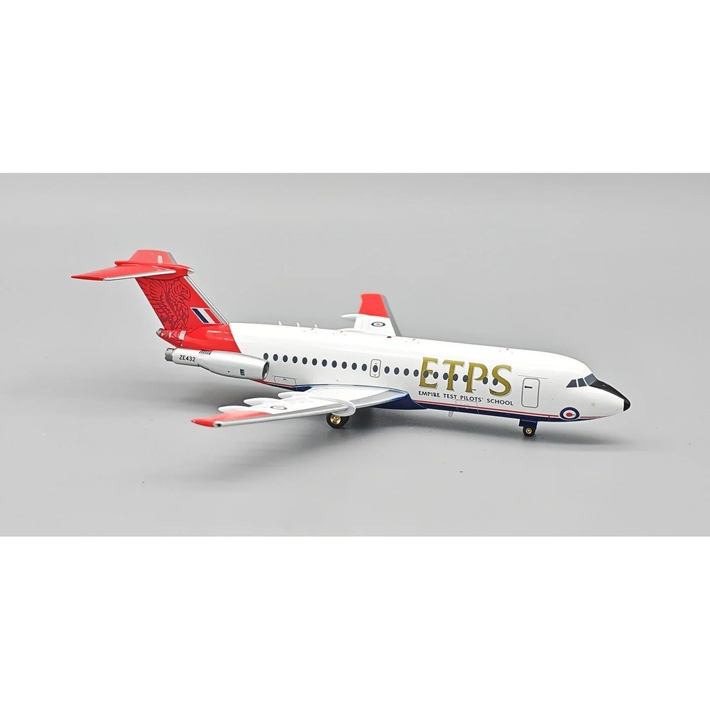 INFLIGHT/ UK AIR FORCE/ BAC 111-479FU/ IF111ETPS432/ ZE432/ 1:200/ NEW